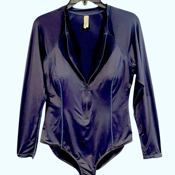 NEW! SEA LEVEL Navy Eco Essentials Long Sleeve
Sunsuit /swimsuit/boardsuit - Picture 6 of 10